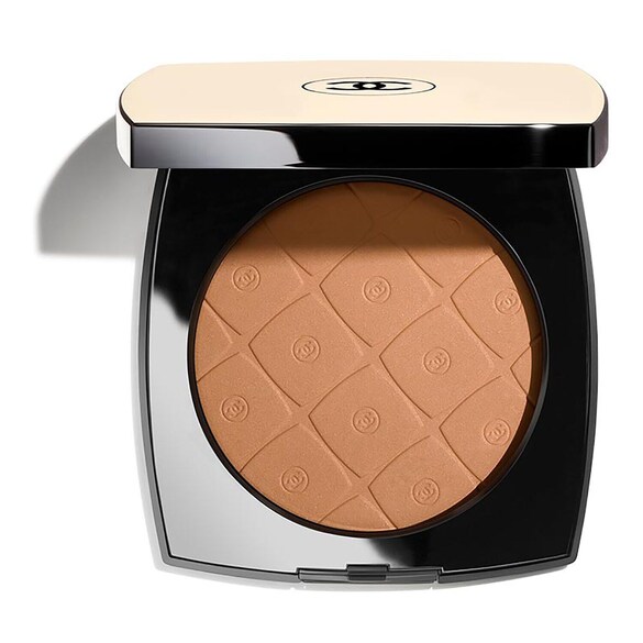 Les beiges maxi poudre belle mine ensoleillée - Polvos efecto radiante, CHANEL