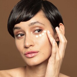 AUTO CORRECT - Crema iluminadora de la mirada antibolsas