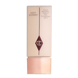 Light Wonder - Fondo de Maquillaje of CHARLOTTE TILBURY ≡ SEPHORA