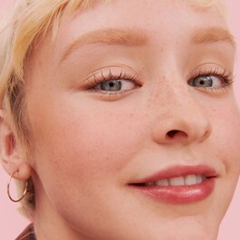 Benefit Hoola - Polvos bronceadores 