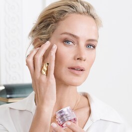 Resilience Multi Effect Crème Tri-Peptide - Contorno de ojos