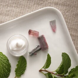 Vitazing SPF 15 Energy - Boosting moisturizer with mangosteen