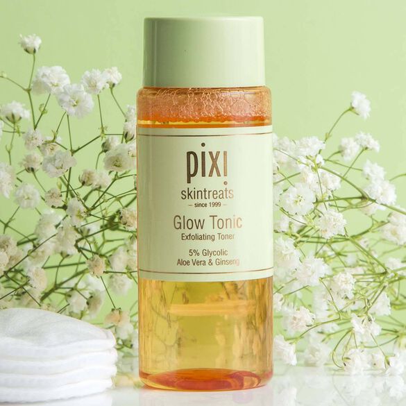 Glow Tonic Exfoliating Toner Loción tónica exfoliante of PIXI ≡ SEPHORA