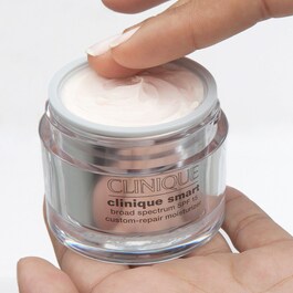 Clinique Smart - Crema Reparadora Acción A Medida Noche