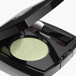 OMBRE ESSENTIELLE - Sombra De Ojos Multiusos De Larga Duración