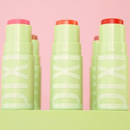 +Hydra Lip Treat - Bálsamo Labial con Color