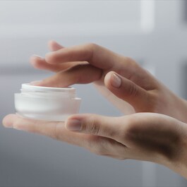 Sisleÿa l'Intégral Anti-Age - Crema de contorno de ojos y labios
