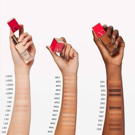 Very Valentino - Base de maquillaje muy ligera, de muy larga duración 24h, SPF25