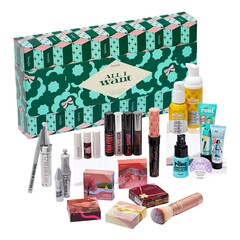 All I Want advent calendar - Calendario de adviento maquillaje y skincare, BENEFIT COSMETICS