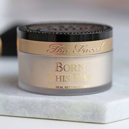 Born This Way Setting Powder - Polvos de acabado