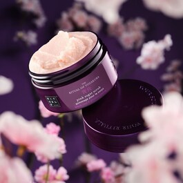 The Ritual of Yozakura - Exfoliante con Azúcar Rosa