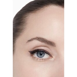 LE LINER DE CHANEL - Eyeliner Líquido Alta Precisión 