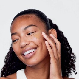 Anti Blemish Solution Makeup - Base de Maquillante 