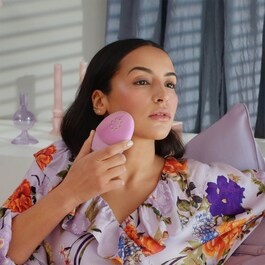 LUNA™ 3 plus - Cepillo de limpieza facial térmico con microcorrientes