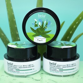 The True Cream Aqua Bomb Aloe Vera -Gel Aloe Vera calmante e hidratante