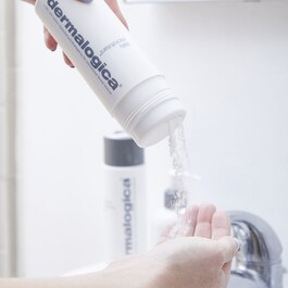 Daily Microfoliant - Exfoliante suave enzimático y mecánico