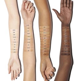 Dior Backstage Face & Body Foundation - Fondo de maquillaje para rostro y cuerpo