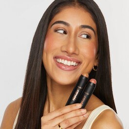 Maneater™ Silk Stick Bronzer - Bronceador en Barra