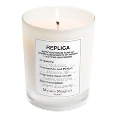 Replica On A Date - Vela, Maison Margiela