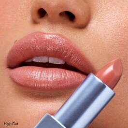Weightless Lip Color - Lápiz de labios nutritivo satinado