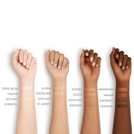 Pure Radiant Tinted Moisturizer SPF30 -  Crema hidratante con color y SPF30