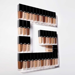 PRISME LIBRE SKIN-CARING MATTE - Base de maquillaje 