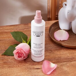 Bruma voluminizadora instantánea con agua de rosas