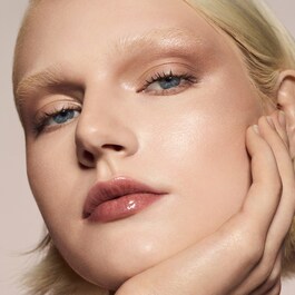Gloss Bomb Universal Lip Luminizer - Brillo de labios