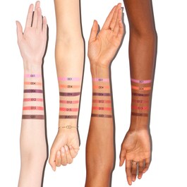 Dior Rosy Glow - Colorete luminoso natural - acabado buena cara