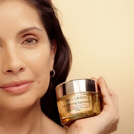 Revitalizing Supreme+ Youth Power  SPF 25