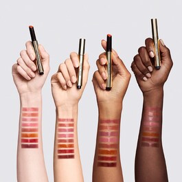 Pure Color Melt On - Brillo de labios en barra