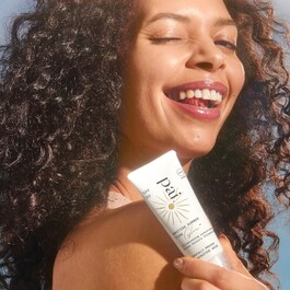   British Summer Time Glow SPF 30 - pieles sensibles