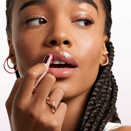 Lip Idôle Butterglow - Bálsamo Hidratante con Color