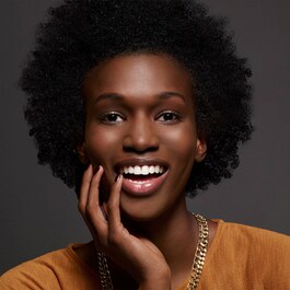 Lancôme Teint Idole Ultra Wear Nude-base de maquillaje cobertura ligera
