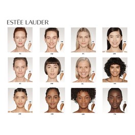 Corrector Futurist Soft Touch Brightening Skincealer Concealer