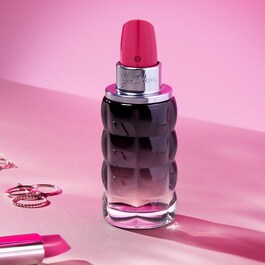 tribu prioridad Redada Yes I am Pink First - Eau de Parfum Perfume de Mujer of CACHAREL ≡ SEPHORA