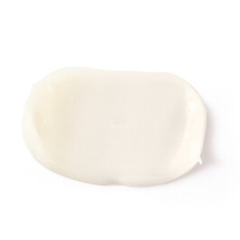 Loción hidratante con vitaminas B, C y E