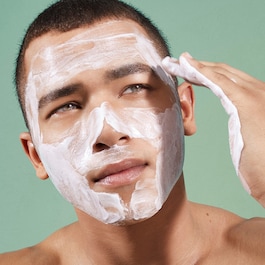 Checks and Balances™ Polishing Face Scrub - Esponja 