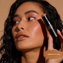 Soft & Warm Nudes - Kit de barras faciales y labiales
