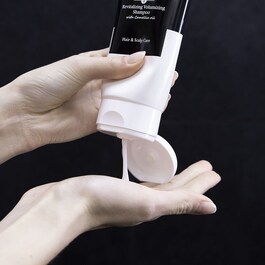 Soin Lavant Revitalisant Volumateur à l'huile de Camélia - Champú