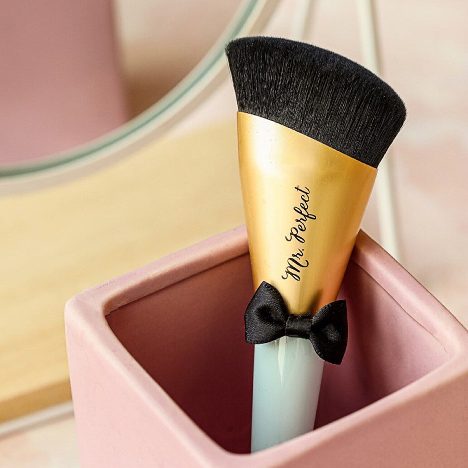 Brochas shop too faced