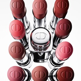 Dior Addict - Barra de labios brillante 90 % de ingredientes de origen natural