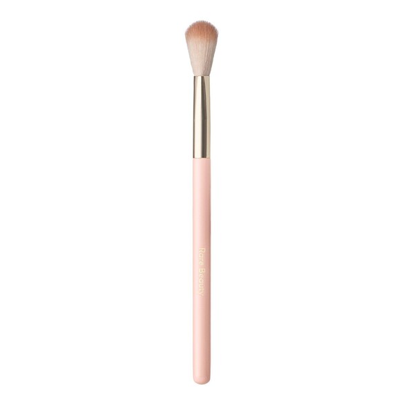 Positive Light Silky Touch Precision - Brocha iluminadora, RARE BEAUTY