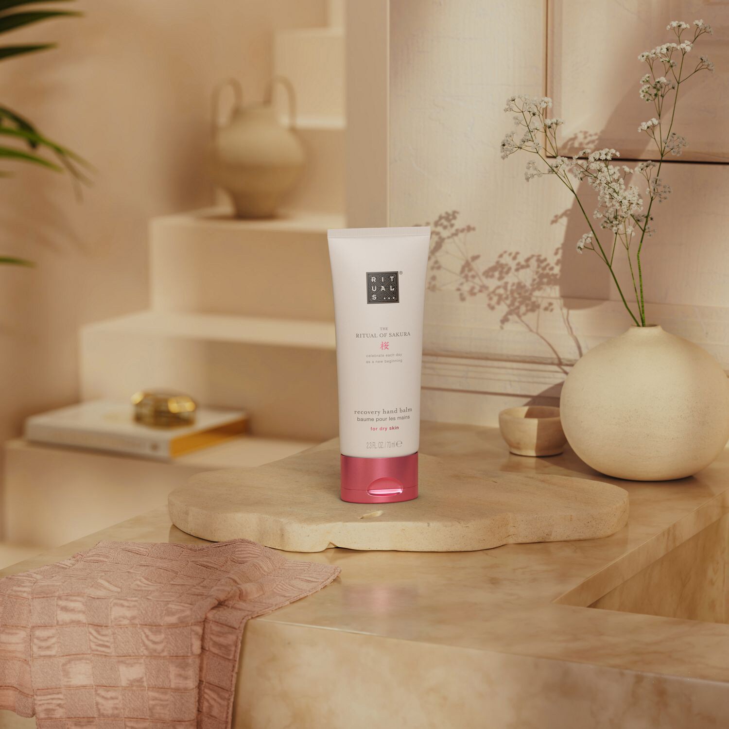 SAKURA - Bálsamo de manos de recuperación de Rituals ≡ SEPHORA