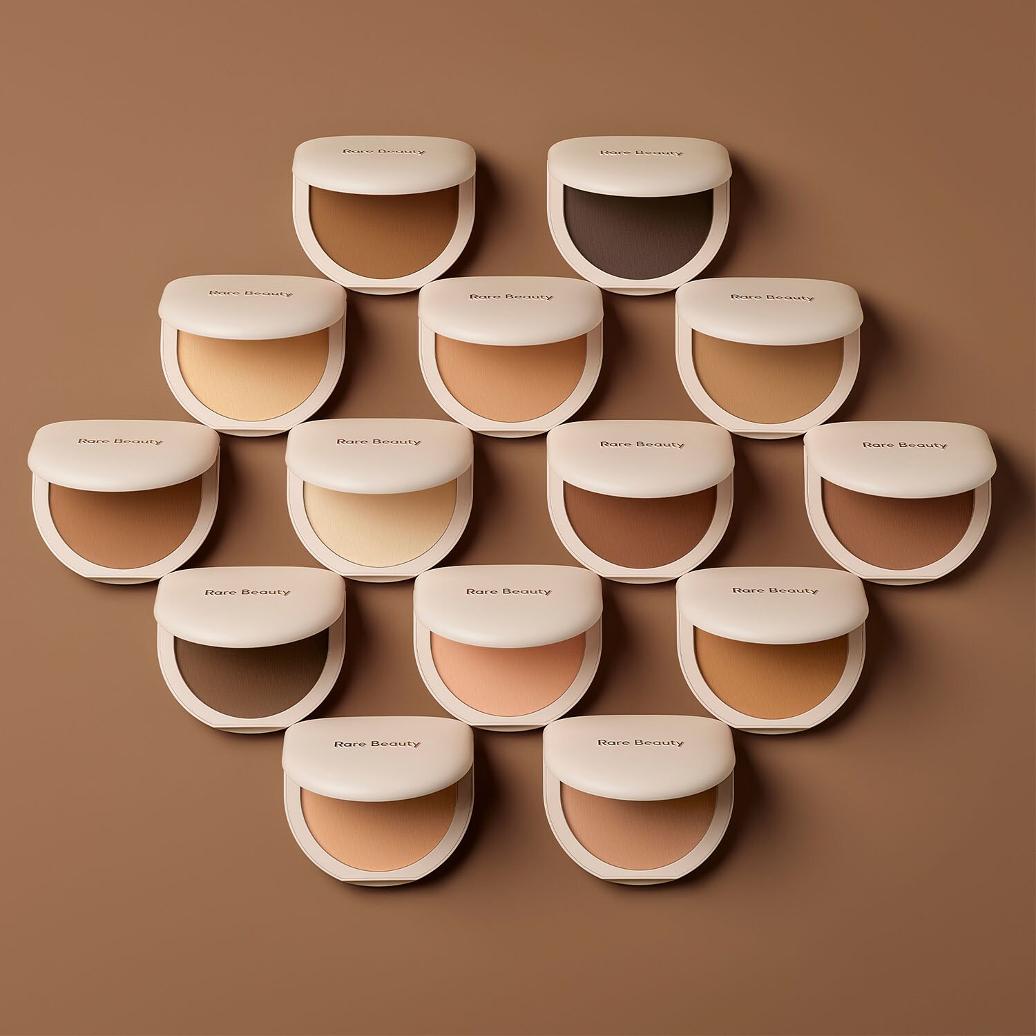 Tinted Pressed Powder - Polvos compactos de acabado con color de Rare ...