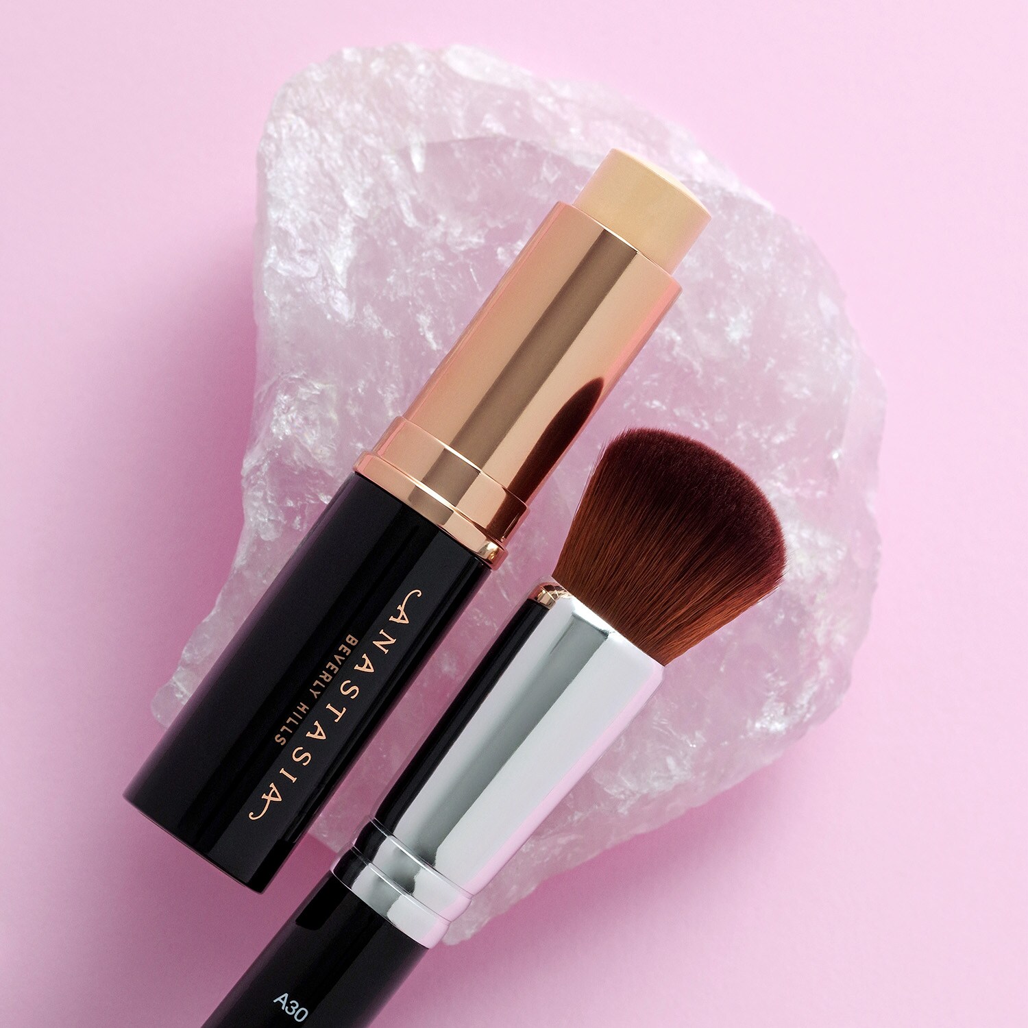 Brush A30 Pincel rostro y cuerpo de Anastasia Beverly Hills ≡ SEPHORA