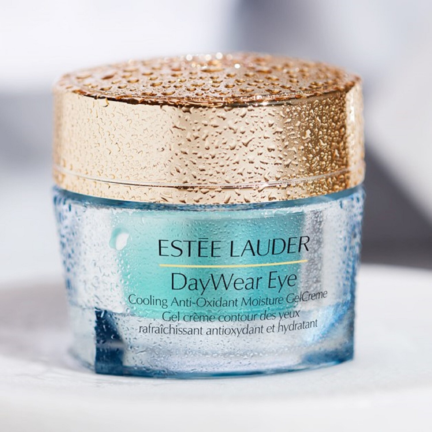 DayWear Eye Cooling AntiOxidant Moisture Gel Creme de Estée Lauder ≡